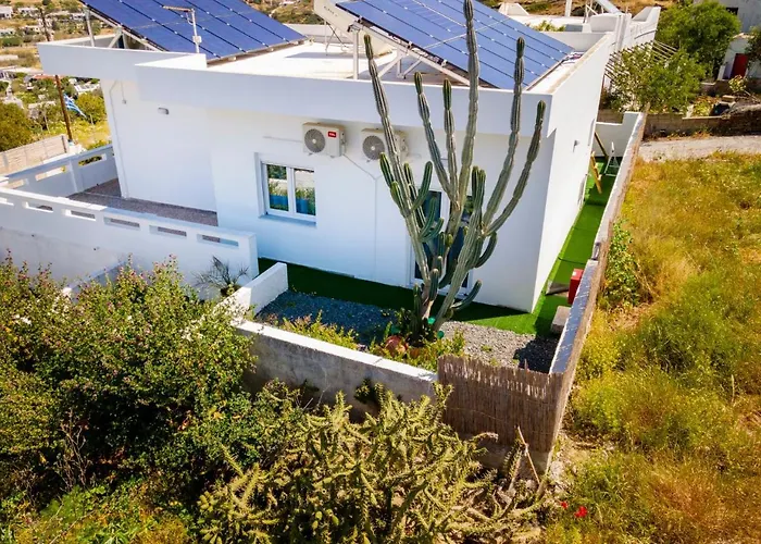 Cactus Guesthouse, συρος